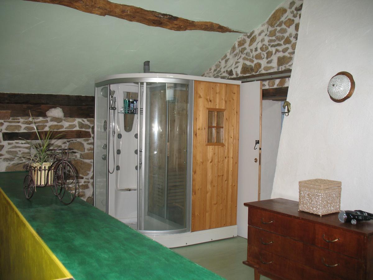 La Croix De Camargue Bed and Breakfast Oradour-sur-Glane Eksteriør billede
