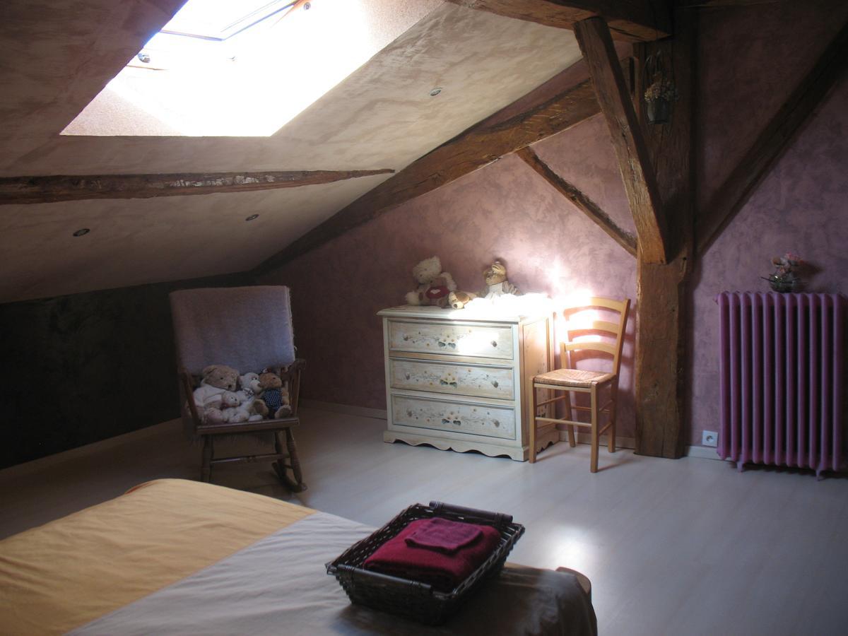 La Croix De Camargue Bed and Breakfast Oradour-sur-Glane Eksteriør billede