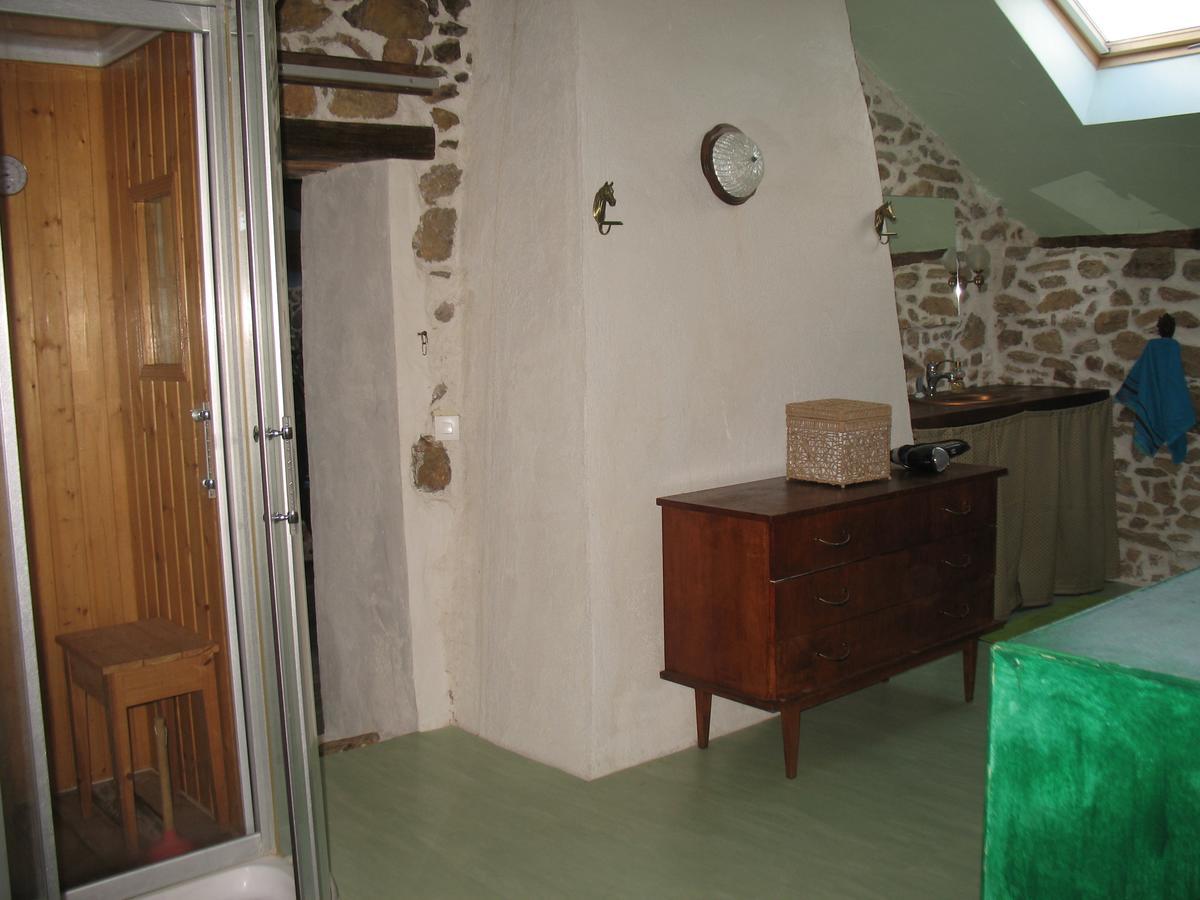 La Croix De Camargue Bed and Breakfast Oradour-sur-Glane Eksteriør billede
