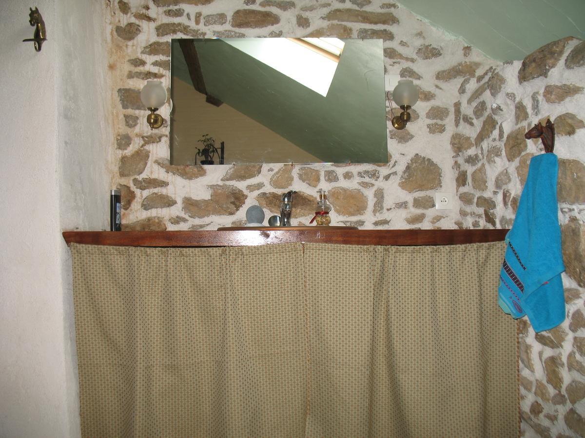 La Croix De Camargue Bed and Breakfast Oradour-sur-Glane Eksteriør billede