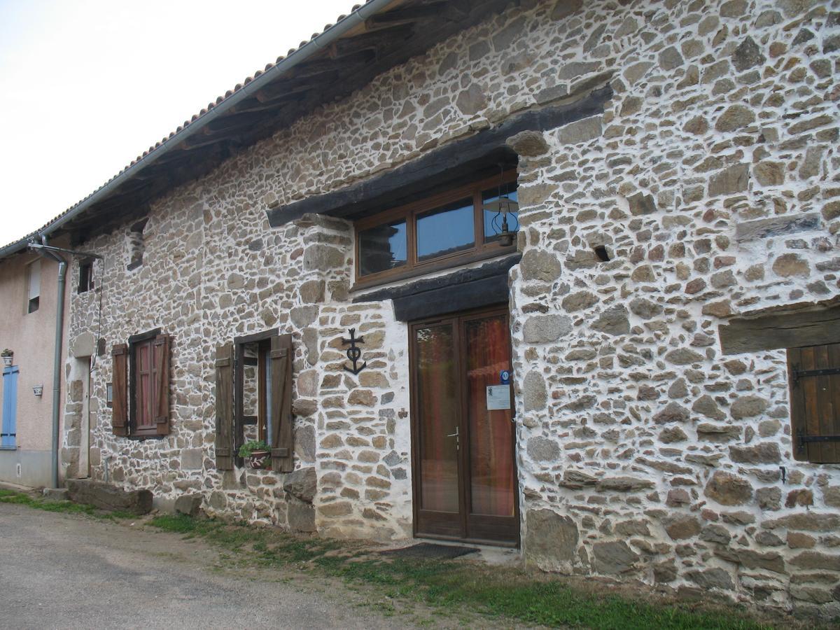 La Croix De Camargue Bed and Breakfast Oradour-sur-Glane Eksteriør billede